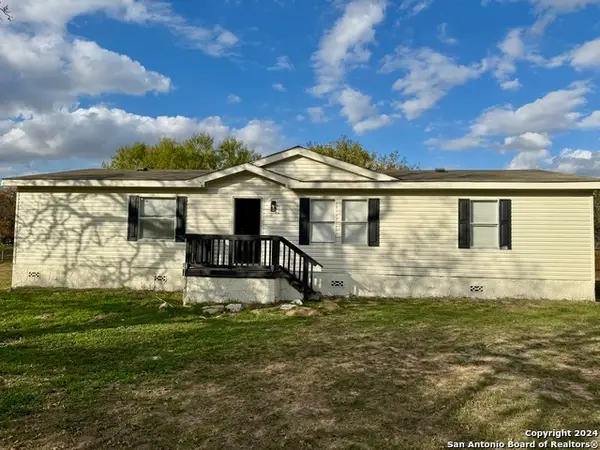 5111 Savannah Woods, Von Ormy, TX 78073