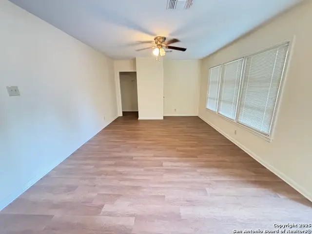 523 Weizmann, San Antonio, TX 78213 - Image #3