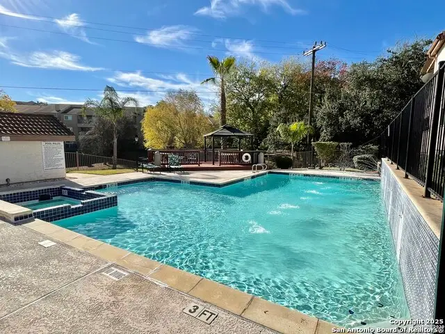 4107 Medical #1204, San Antonio, TX 78229 - Image #2