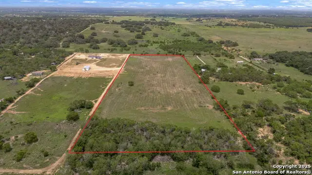 483 Alcorta Lane, Somerset, TX 78069 - Image #2