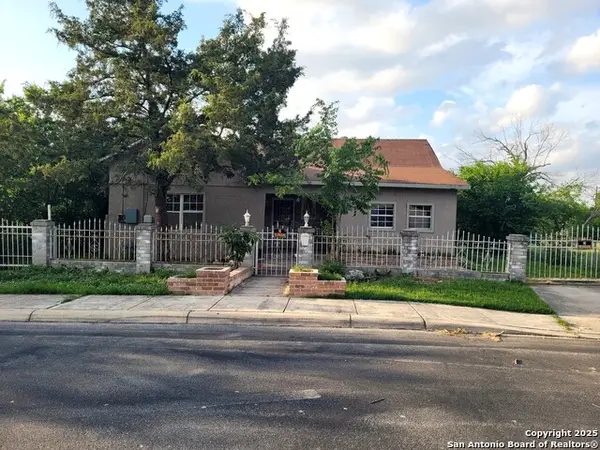 415 Gray, San Antonio, TX 78208