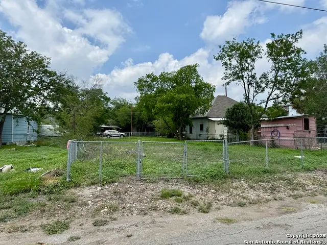 622 Martin Luther King Dr, San Antonio, TX 78203 - Image #2