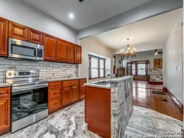 1520 Virginia Boulevard, San Antonio, TX 78203 - Image #2