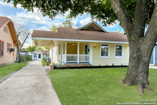 1932 W Huisache, San Antonio, TX 78201