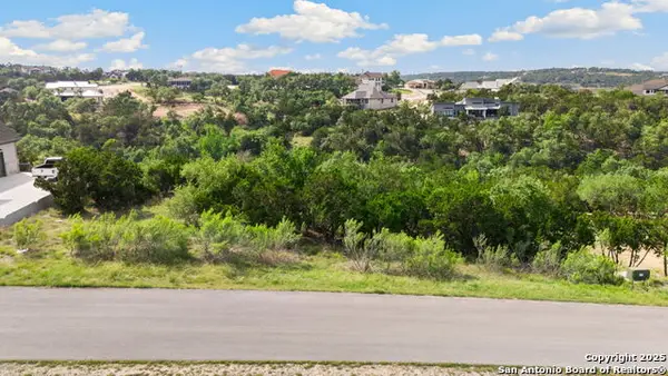 1977 Pinotage, New Braunfels, TX 78132