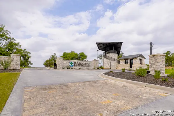 1012 Pristine Trl, Canyon Lake, TX 78133