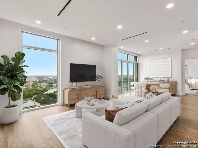 123 Lexington Avenue #1310, San Antonio, TX 78205 - Image #2