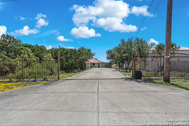 165 County Road 2740, Mico, TX 78056 - Image #3