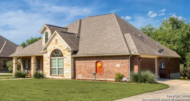 30312 Setterfeld Circle, Fair Oaks Ranch, TX 78015 - Image #2