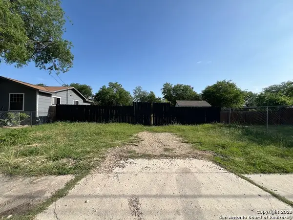 117 Ardmore St, San Antonio, TX 78237
