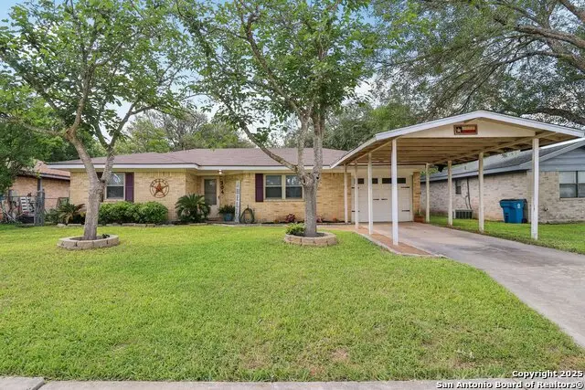 304 Sunflower Dr, Marion, TX 78124 - Image #1