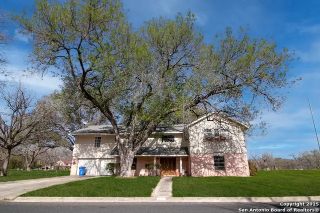 7 Glen Cove Dr, Seguin, TX 78155 - #2