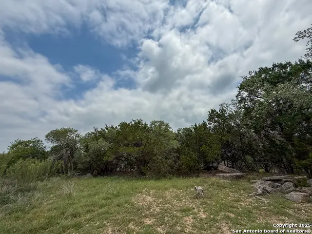 117 Calhoon Court, Canyon Lake, TX 78133 - Image #2