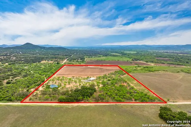 1065 B & R, Utopia, TX 78884 - #3