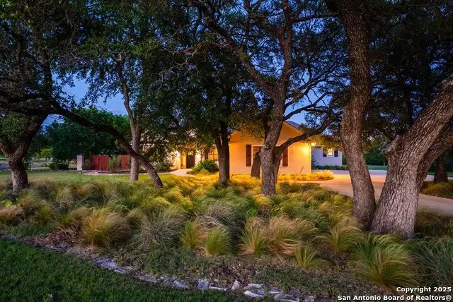 100 Glen Lakes Ct W, Ingram, TX 78025 - Image #3