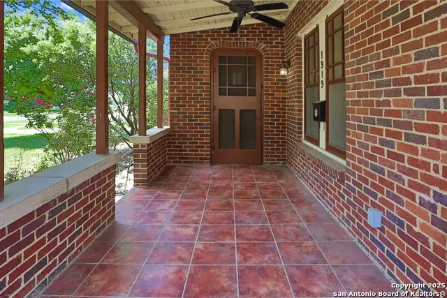 1919 W Magnolia Ave, San Antonio, TX 78201 - Image #2