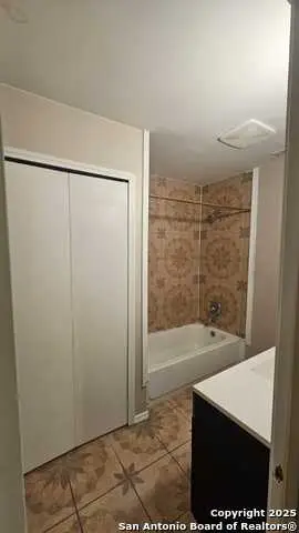 12205 Stoney Xing, San Antonio, TX 78247 - Image #2