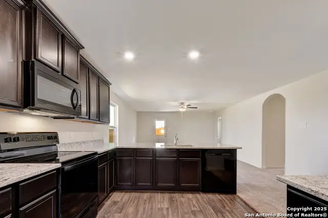 15122 Waterow View, Von Ormy, TX 78073 - Image #3