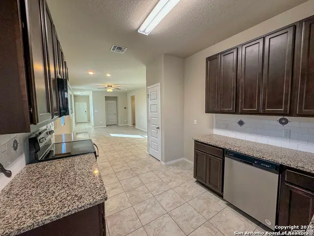 9314 Trap Rock Drive, San Antonio, TX 78211 - Image #3