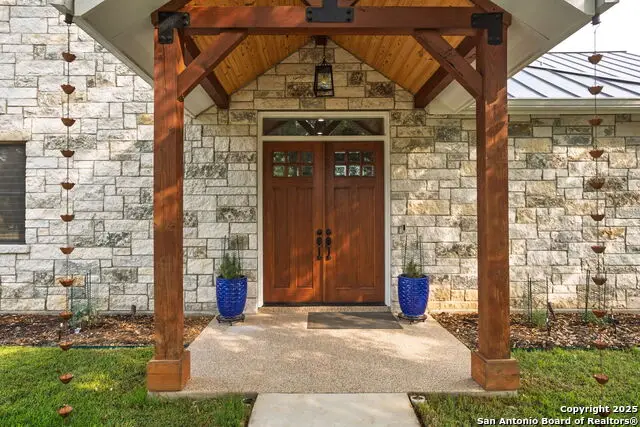 1133 Horseshoe Falls, Bandera, TX 78003 - Image #2