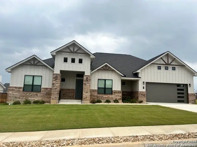 105 Ash Parkway, La Vernia, TX 78121 - Image #1