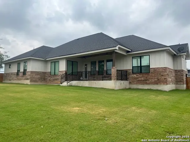 105 Ash Parkway, La Vernia, TX 78121 - Image #3