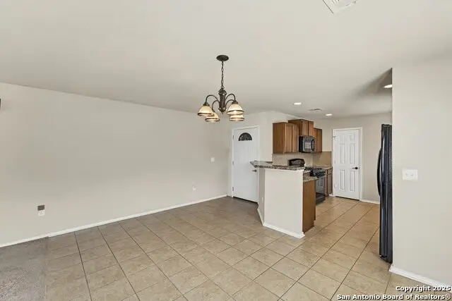 11219 Five Iron, San Antonio, TX 78221 - Image #3