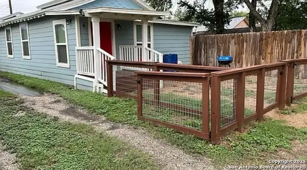 235 Gabriel, San Antonio, TX 78202