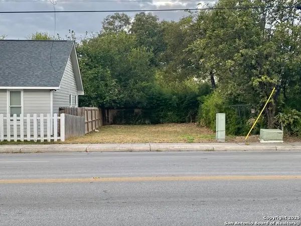 423 N Hackberry St, San Antonio, TX 78202