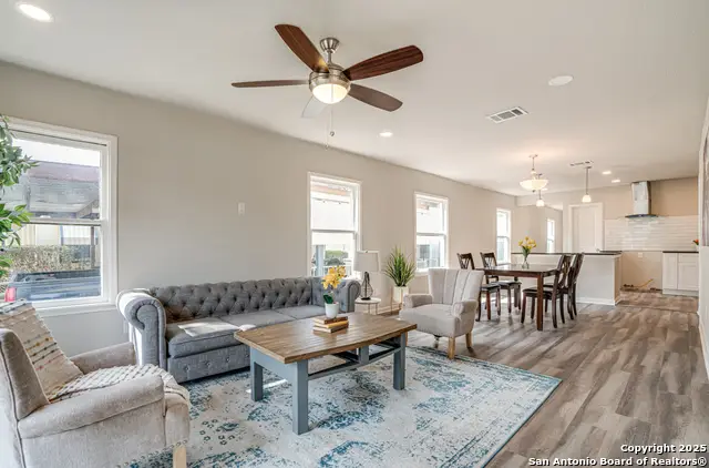 2411 W Huisache Avenue, San Antonio, TX 78228 - Image #3