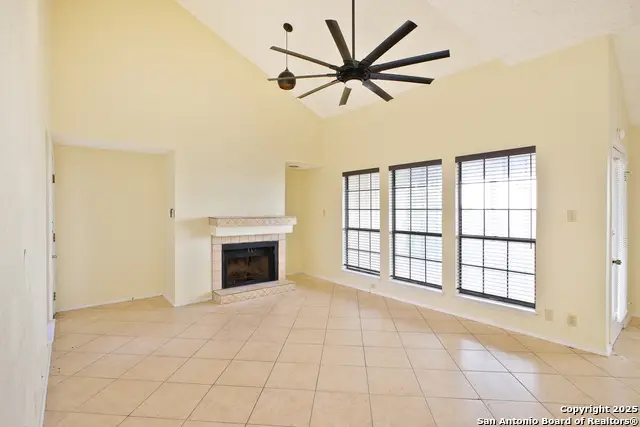 6100 Woodlake Pkwy #706, San Antonio, TX 78244 - Image #3
