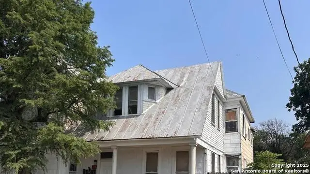 1915 N Interstate 35, San Antonio, TX 78208 - Image #2