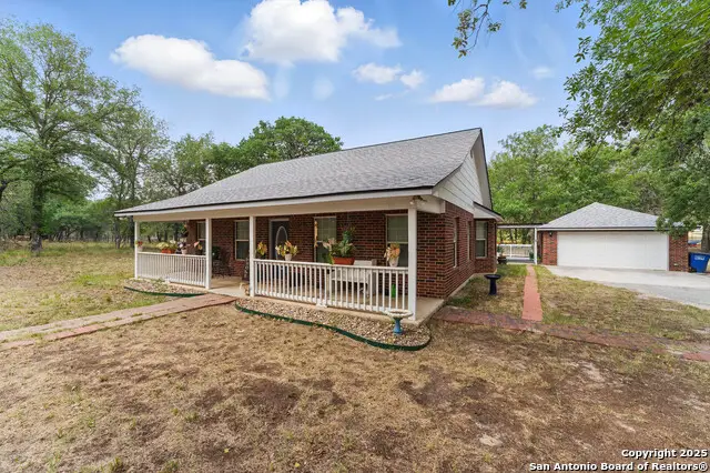 748 Falling Leaves, Adkins, TX 78101 - Image #2