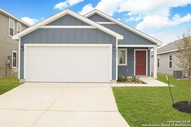 8570 Redhawk Lp, San Antonio, TX 78222 - Image #1