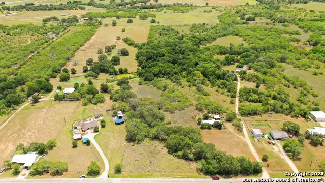 699 Mcknight, Seguin, TX 78155 - Image #2