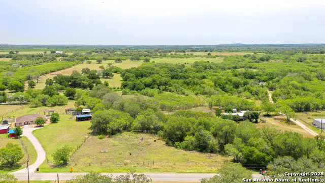 699 Mcknight, Seguin, TX 78155 - Image #3