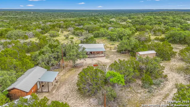 932 Shin Oak, Menard, TX 76859 - Image #2