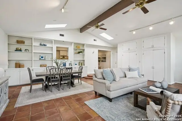 419 Woodcrest Dr, San Antonio, TX 78209 - Image #2