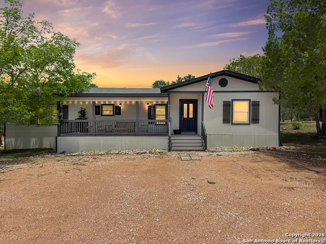 823 Trail Crest, Canyon Lake, TX 78133 - #1