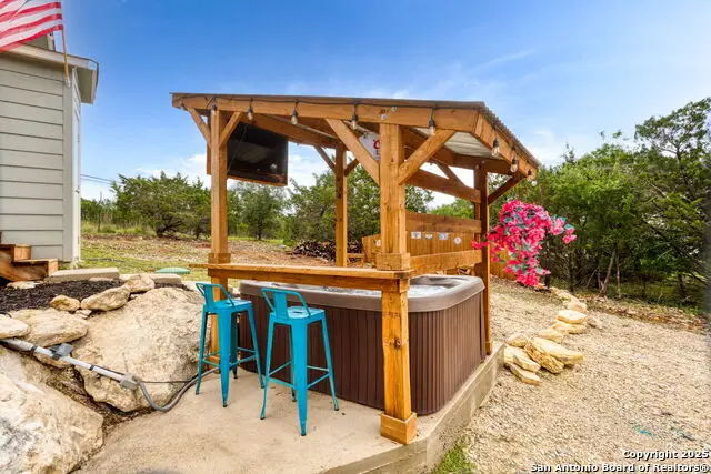 497 Remington Rd, Spring Branch, TX 78070 - Image #3