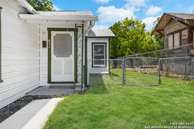 631 W Magnolia, San Antonio, TX 78212 - Image #2