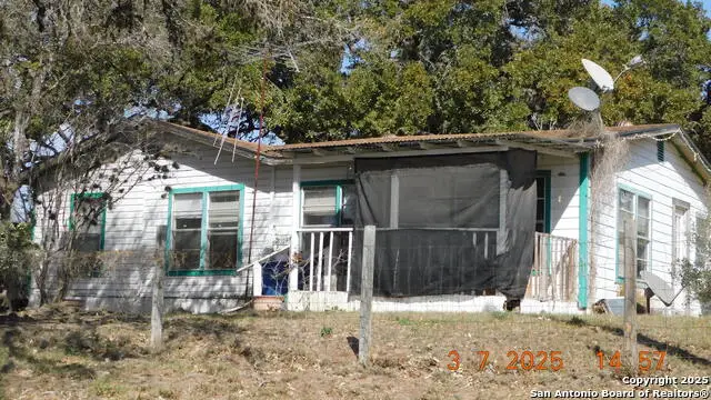 210 Colwell, Pleasanton, TX 78064 - Image #1