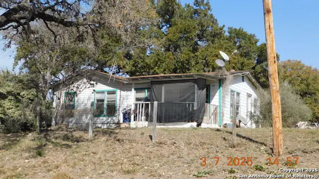210 Colwell, Pleasanton, TX 78064 - Image #2