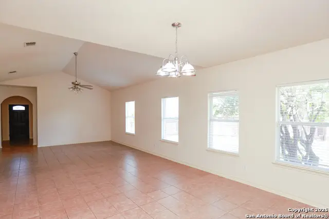 10226 N Homburg Ranch, Helotes, TX 78023 - Image #3