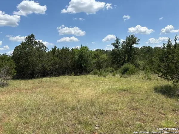 LOT 43 Saddle Tree, Bandera, TX 78003