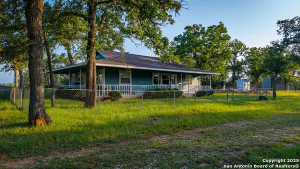 7417 Nockenut, Seguin, TX 78155