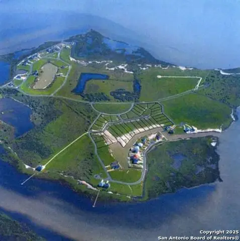 9 Westpointe Dr, Rockport, TX 78382 - Image #3