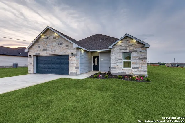 12929 Pueblo Nuevo, Atascosa, TX 78002 - Image #1