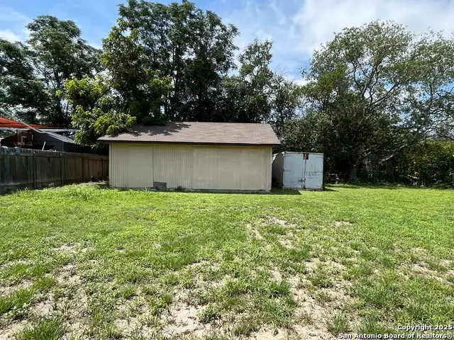 170 Mary Helen Dr., San Antonio, TX 78222 - Image #2