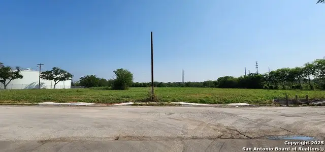 3915 Flagle, San Antonio, TX 78237 - Image #3